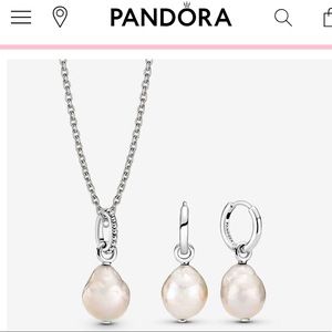 Pandora pearl necklace set